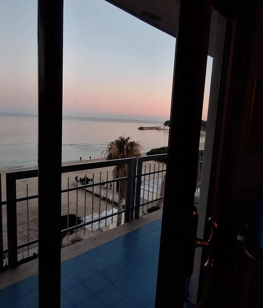 L'Eco Del Mare Apartment Palermo 0*,  Italy